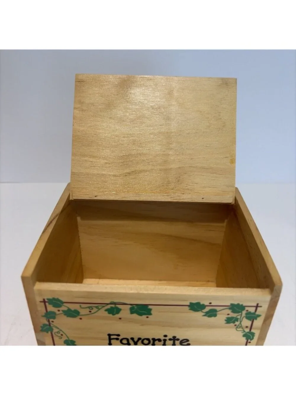 Vintage Wood Recipe Box Painted Leaves Ivy Cottagecore Country Kitchen 1980s